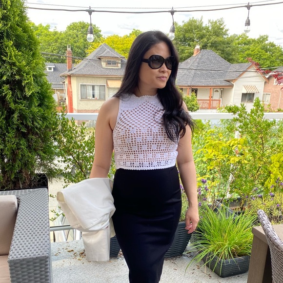 Honeypunch Crochet crop top - Picture 6 of 6